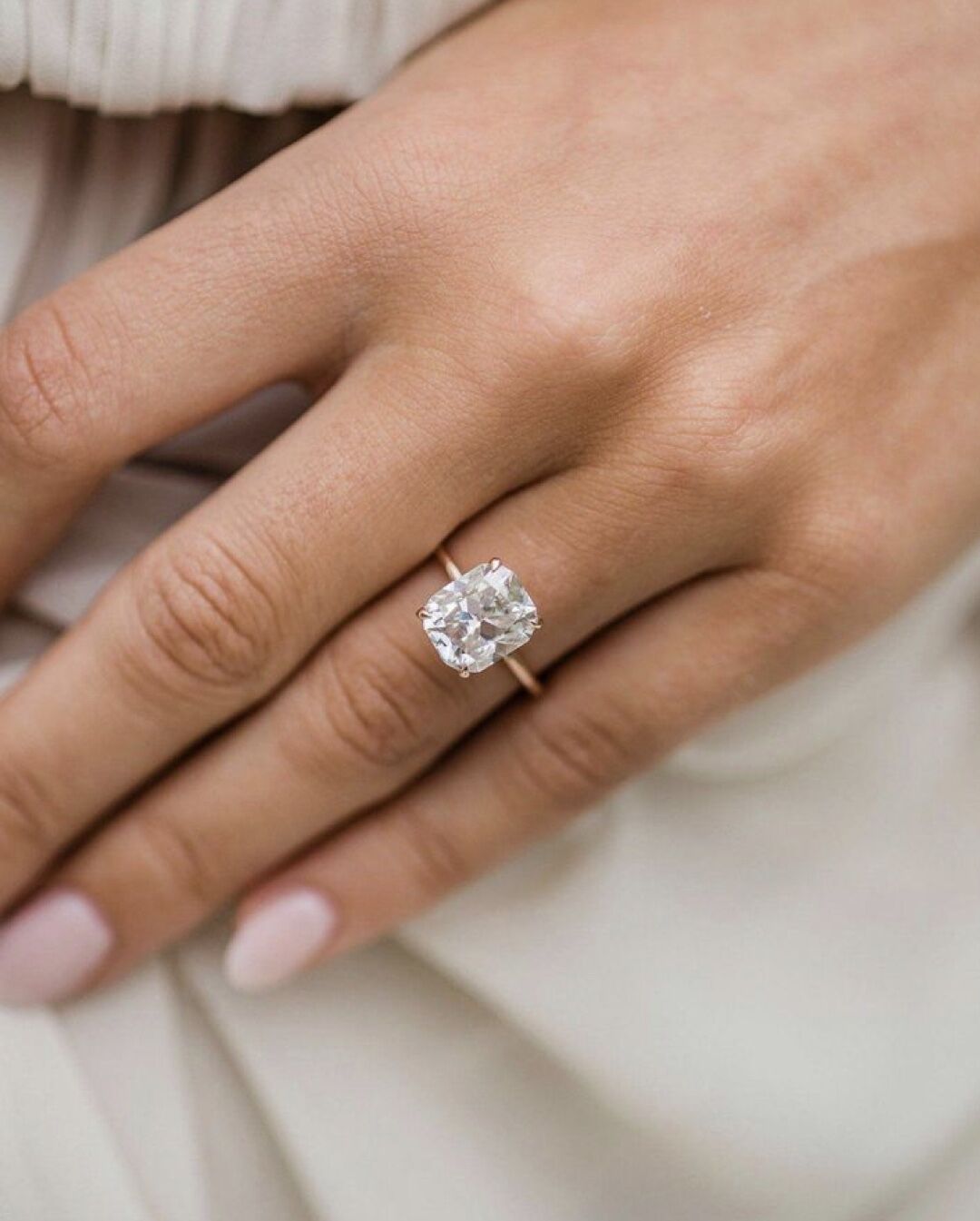 THE 8 BEST SOLITAIRE ENGAGEMENT RINGS FOR 2021