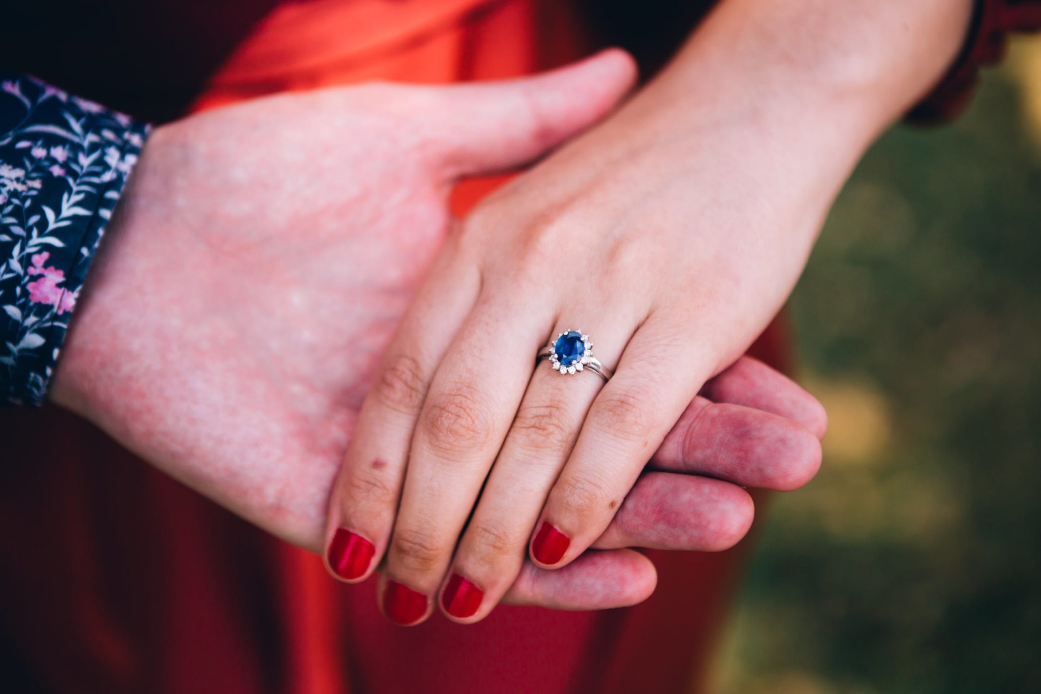 sapphire engagement rings